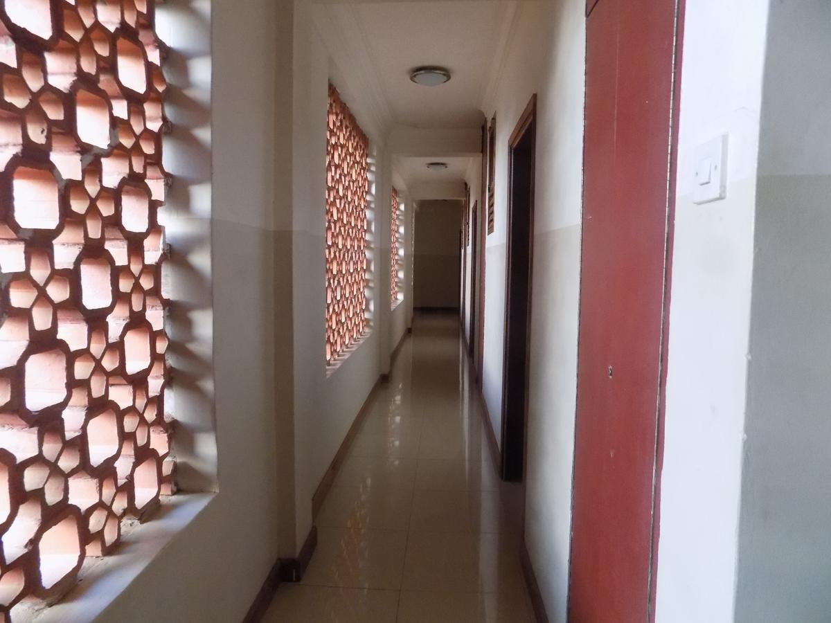 Kayegi Hotel Mbale Luaran gambar