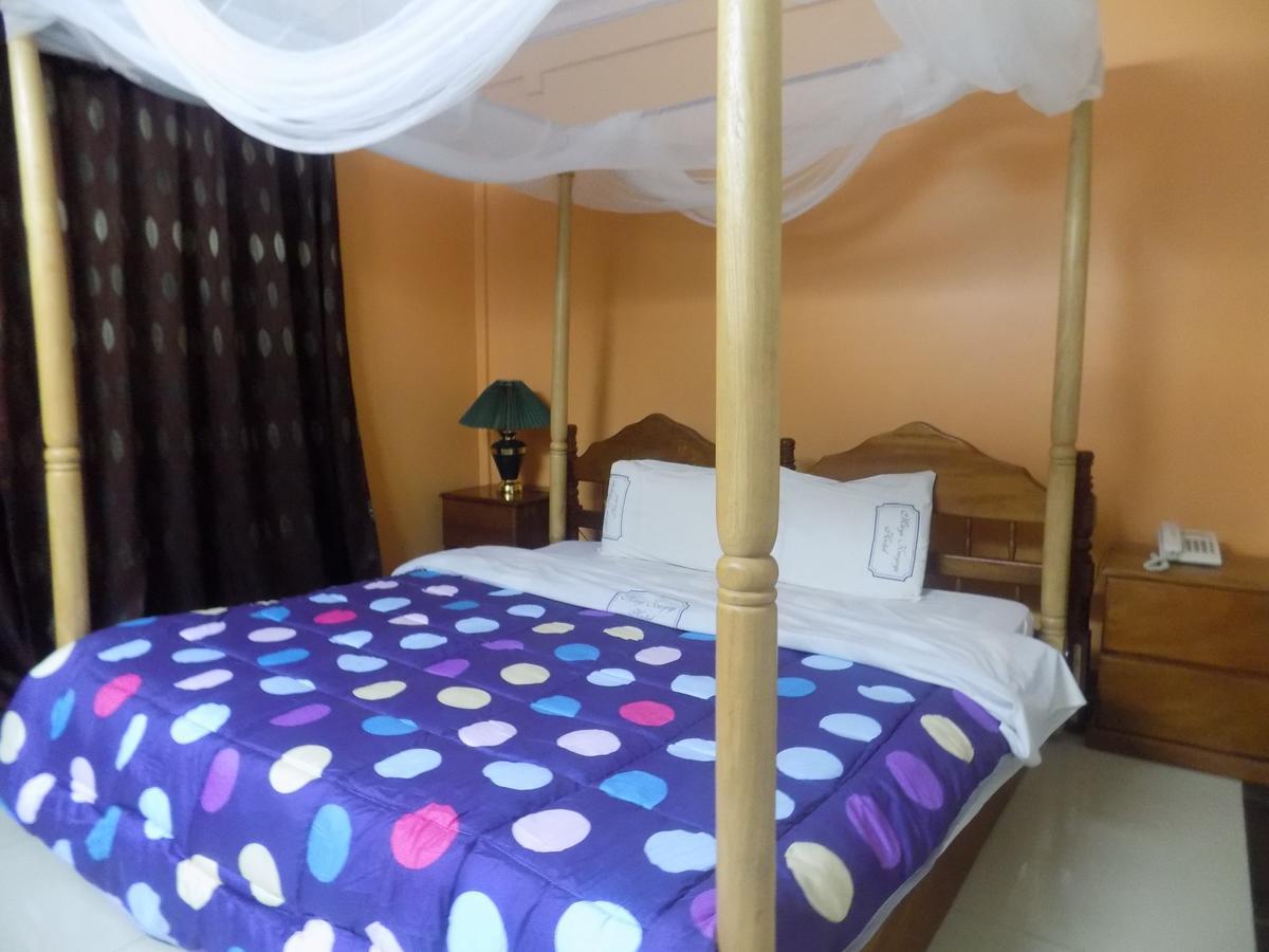 Kayegi Hotel Mbale Luaran gambar